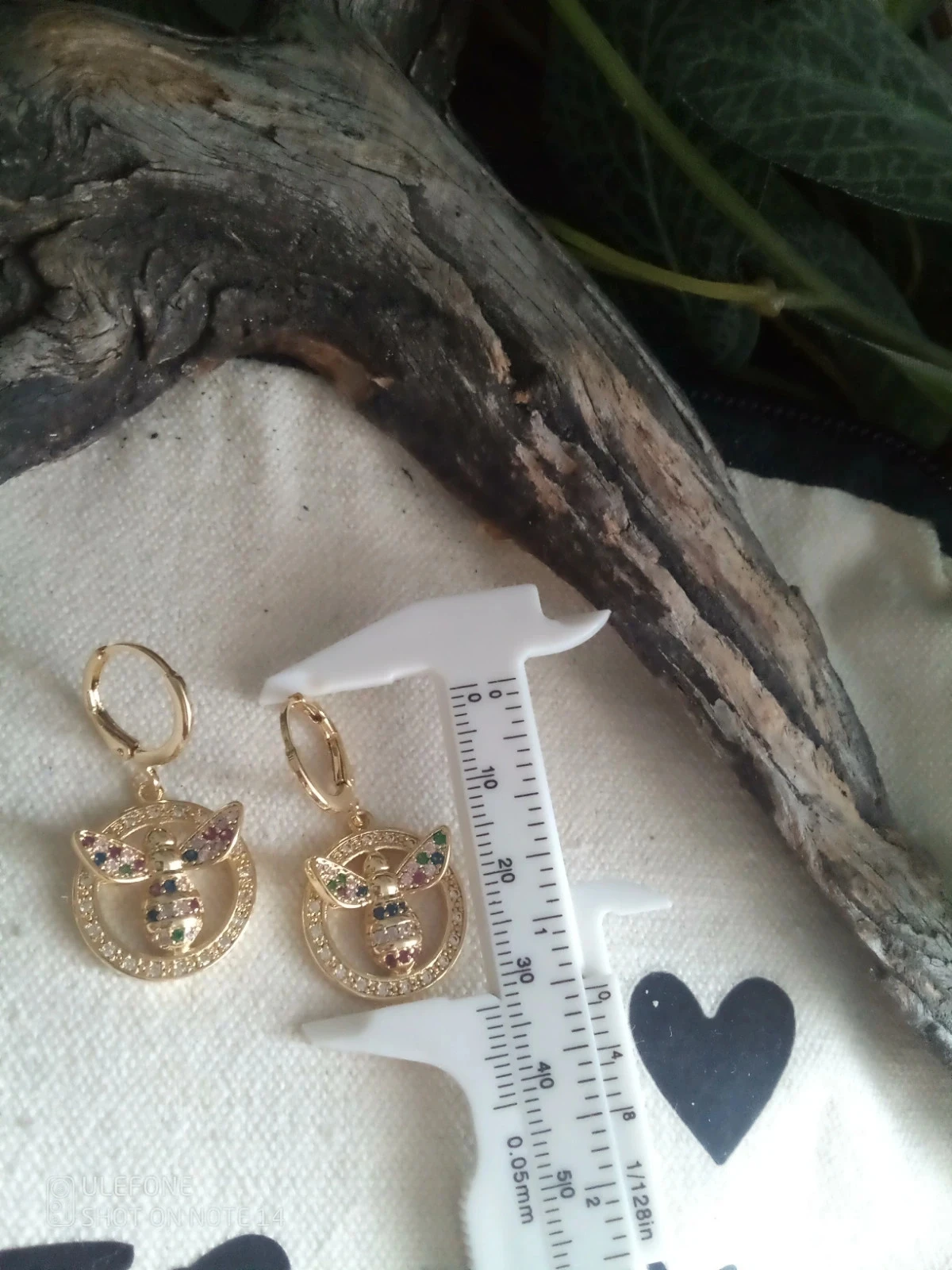 Créoles abeilles avec zircons – photo 2